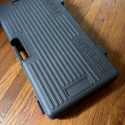 low-mileage Boss BCB-60 Pedalboard / Carrying Case NO POWER SUPPLY, missing parts image 8