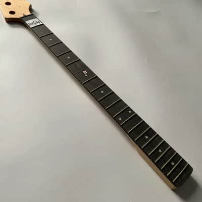 Maple Wood 4 String Jazz Bass Style Neck, Rosewood 20 Frets Fingerboard image 4