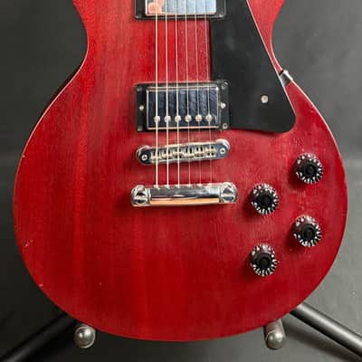 Gibson Les Paul Studio Electric Guitar Worn Vintage Cherry Finish w/ Gig Bag