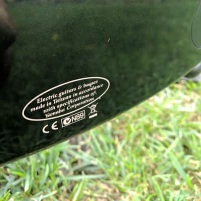 Lefty Yamaha Bass - BB 414 image 6