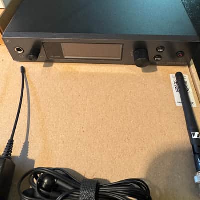 Senheiser EW IEM G4 Twin Wireless In Ear Monitoring System (G 566-608 MHz) image 4