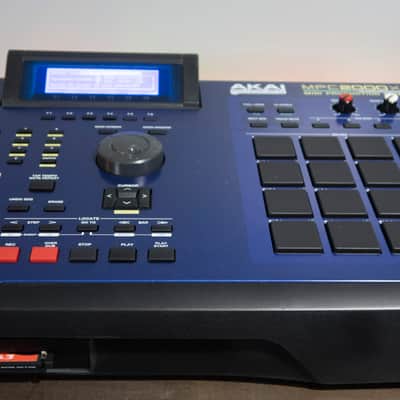 Custom Akai MPC 2000XL - 32MB RAM - CF Card Reader - NEW LCD + MORE image 2