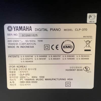 Yamaha CLP-370 Clavinova 2008-2012 image 3