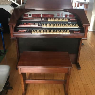 Wurlitzer D-72T organ (vintage) image 3