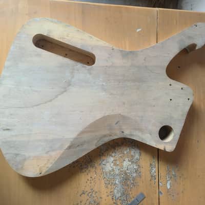 Basswood Iceman Style Guitar Basswood Body image 4
