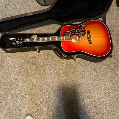 Gibson Hummingbird Standard 2015 - 2017 - Heritage Cherry Sunburst image 2
