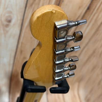 Fender Stratocaster Elite BLK 1983 + Case (Usado) image 12