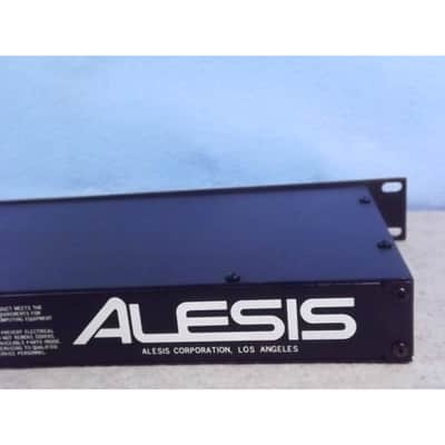 Alesis Midiverb II 16-Bit Digital Effects image 7
