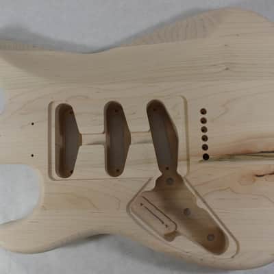 Unfinished Maple SSS Hardtail guitar body - fits Fender Strat Stratocaster necks J1536 image 4