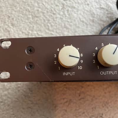 Groove Tubes Speaker Emulator - Brown image 2