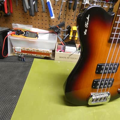 G&L ASAT Signature Bass 1992 - Sunburst - USA image 3
