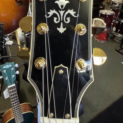 Yamaha SA2200 Semi-Hollowbody Electric Guitar w/ Case image 2