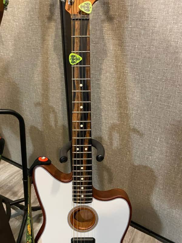 Fender American Acoustasonic Jazzmaster