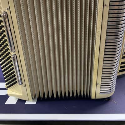 Settimio Soprani Dick Contino Model L277 50s or 60s - Ivory Accordion image 7
