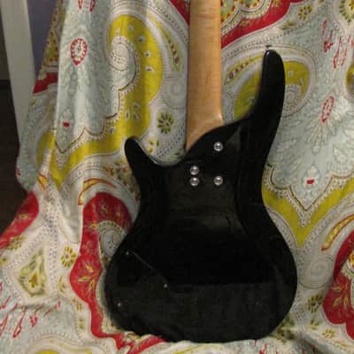Lyon "Series 4" Bass Guitar by Washburn Black Gloss P-Bass Style image 5