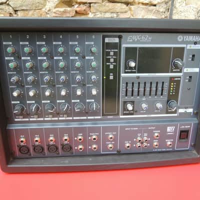 Yamaha EMX62M EMX POWERED MIXER 200W 4 ohms DSP EEEngine EQ