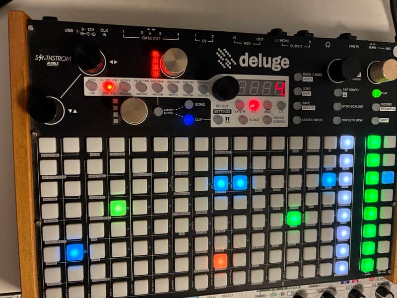 Synthstrom Audible Deluge 64-Voice Desktop Synthesizer with Numeric Display 2020 image 1
