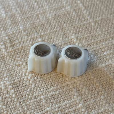 Hagstrom Reproduction knobs - White 2 pcs image 2