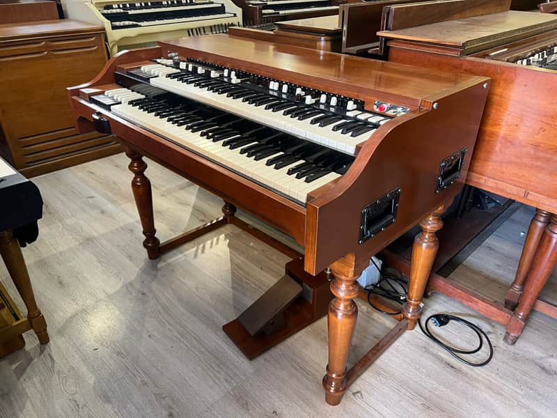 Hammond B3 Chopped And Leslie 145 image 1