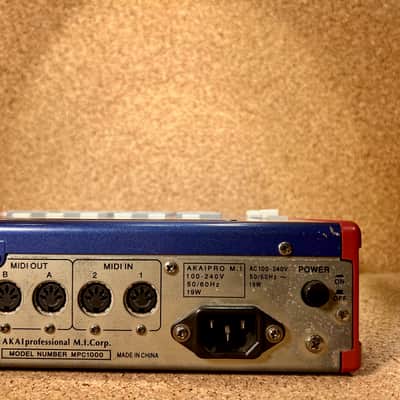 Akai MPC1000 – Max RAM 128 – JJ OS ver 3.16 – Serviced – Warranty image 6