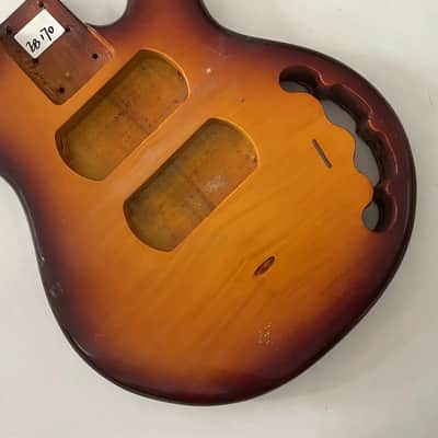Sunburst MM Style Bass Basswood Body with Tiger Maple Top image 2