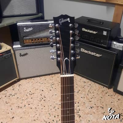 GIBSON J-45 12 strings  Vintage sunburst MCRS4512VS  sn23002022 image 2