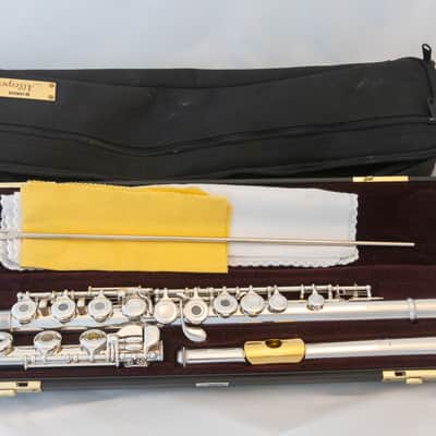 Yamaha YFL-371 Allegro Intermediate Flute *Silver Headjoint *Low-B *Split-E *Made in Japan *Cleaned & Serviced image 1