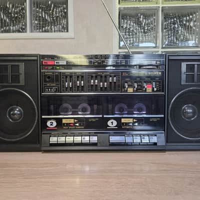 SILVER SR 2040 Rare Vintage Cassete Boombox Japan Retro Warranty SILVER image 16