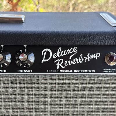 Fender ’65 Deluxe Reverb Reissue 22-Watt 1x12 Tube Combo 2014 - Black with silver tolex image 6