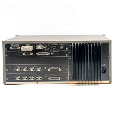 TASCAM DA88 - White image 2