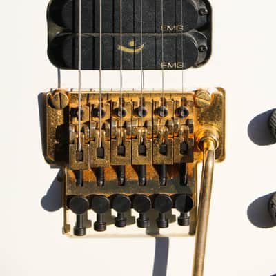 Spector (Kramer Era) NS-6 Guitar White w/Gold HW image 13
