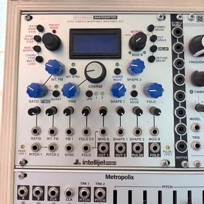 Intellijel Cylonix Shapeshifter Dual Wavetable VCO Eurorack Synth Module 2015 - Present - Silver image 1
