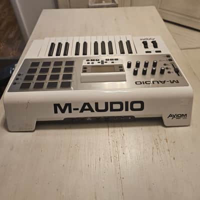 M Audio Axiom 25 Keyboard Controller image 8