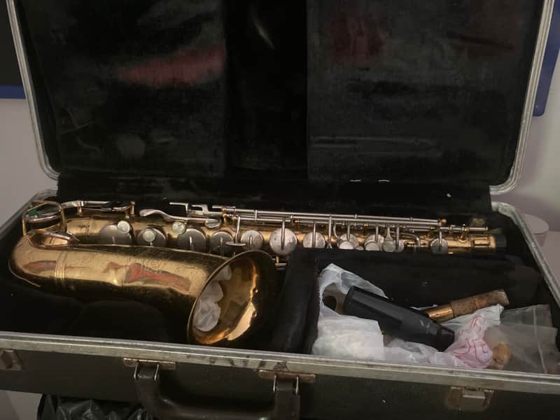 Selmer Bundy II Alto Saxophone