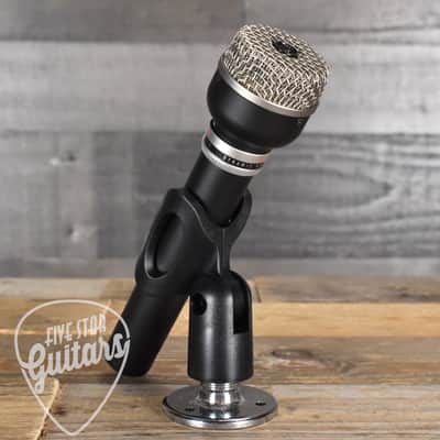 Warm Audio WA-19B 60's Vintage Style Dynamic Microphone - Black image 6
