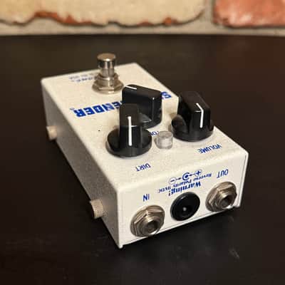 Fulltone Soul Bender v2 with Power Supply 2010s - White image 3