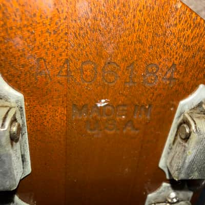 Gibson J-45 Deluxe 1969 - 1982 - Cherry Sunburst image 20