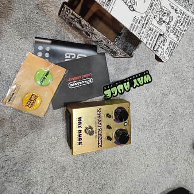 Way Huge WHE103 Saffron Squeeze Compressor MkII 2015 - 2021 - Gold image 2