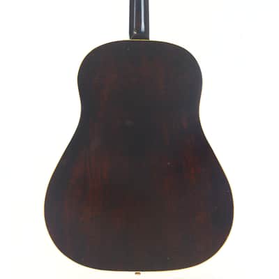 Gibson J-45 "Banner Logo" 1944 with maple back and sides - war years, character and the unmistakable Gibson slope-shoulder sound image 4