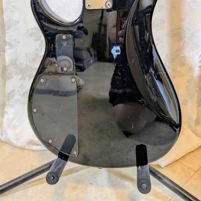 3 String conversion bass Peavey Fury 2 International Series image 7