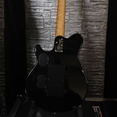 Ernie Ball Music Man Eddie Van Halen Signature Floyd w/case Killer Quilt, Mint image 12