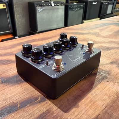 Keeley Dark Side Workstation V2 with Effect Order Switch 2016 - Present - Black image 2