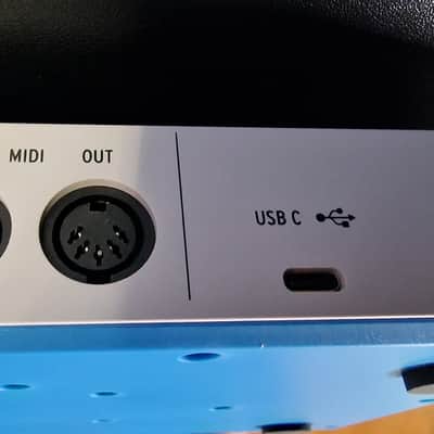 Arturia KeyStep mk2 32-Key MIDI Controller 2026 - Present - White image 6