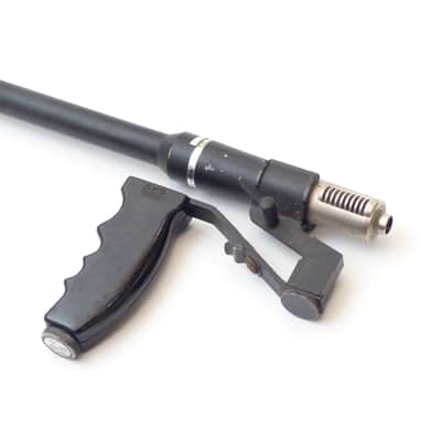 Micro AKG D9000C + SA70 handle + XLR cable image 3