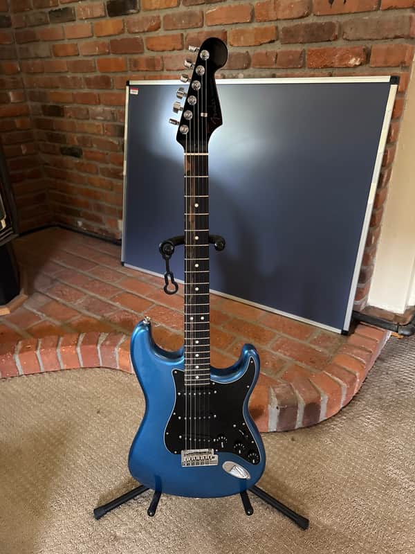 Fender Limited Edition American Professional Stratocaster with Ebony Fretboard 2019 - Lake Placid Blue image 1