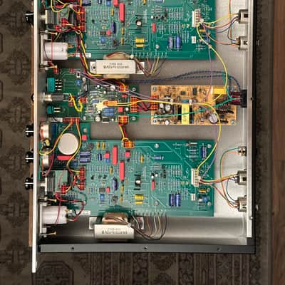 Universal Audio 2-1176 Stereo/ Dual Mono Compressor / | Reverb