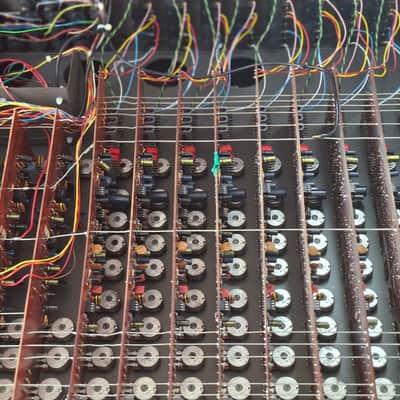 Alice Stancoil 12/4  vintage analogue mixing console image 17