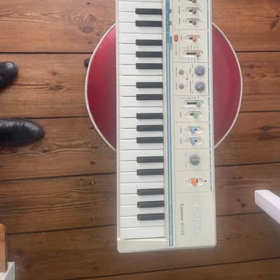 Casio MT-45 Casiotone vintage Synthesizer 1980s - White