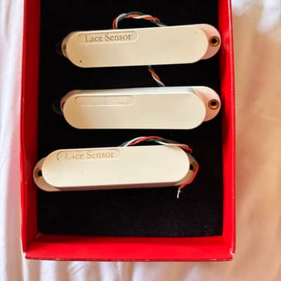 Lace Sensor Gold Strat Set 2010s - White image 1