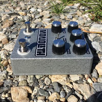 Futile Art FX Custom Shop ⛰️ Monolith Fuzz of Doom w. Boost & Tone Switch Mod Stoned-Grey Hammertone image 8